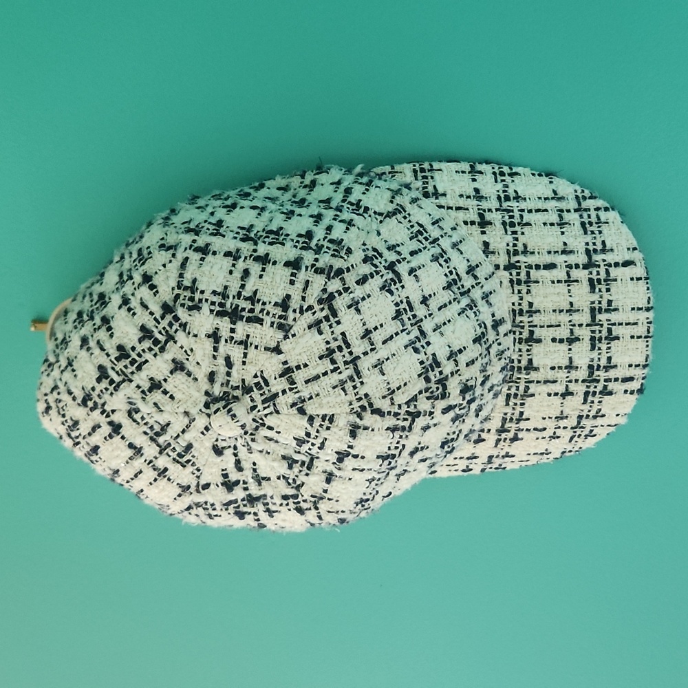 Stylish H&M Tweed Cap - Black and White Sz M/L